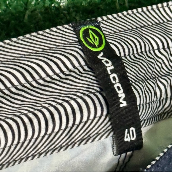 Volcom Blue and Pink Board Shorts with Geometric Design - Picture 3 of 5